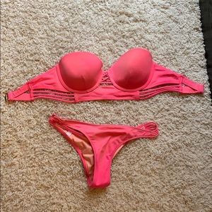 Victoria’s Secret push-up strapless bikini